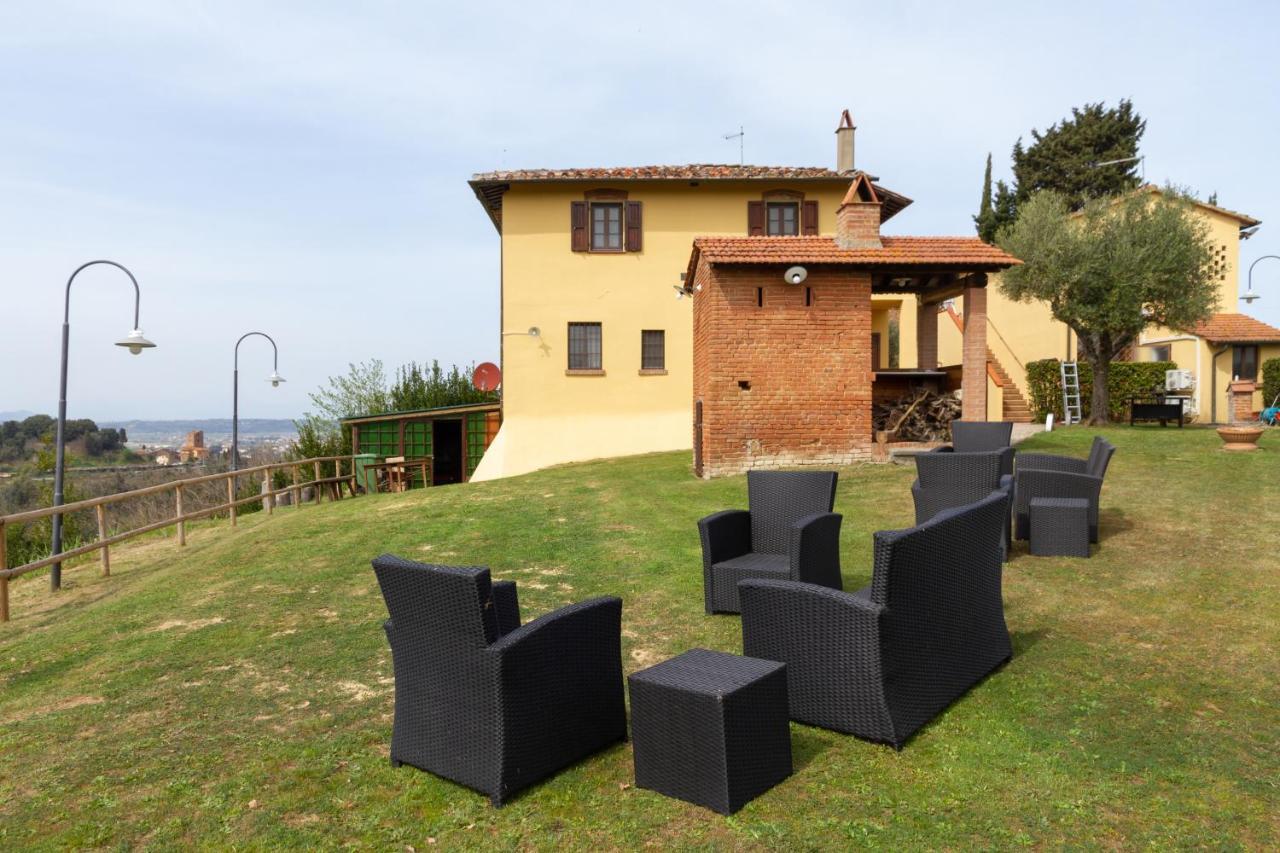 Montevecchio Apartments Montopoli in Val dʼArno Kültér fotó