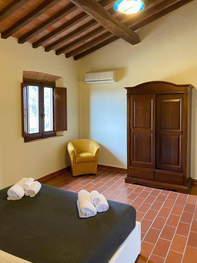 Montevecchio Apartments Montopoli in Val dʼArno Kültér fotó