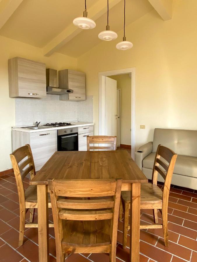 Montevecchio Apartments Montopoli in Val dʼArno Kültér fotó